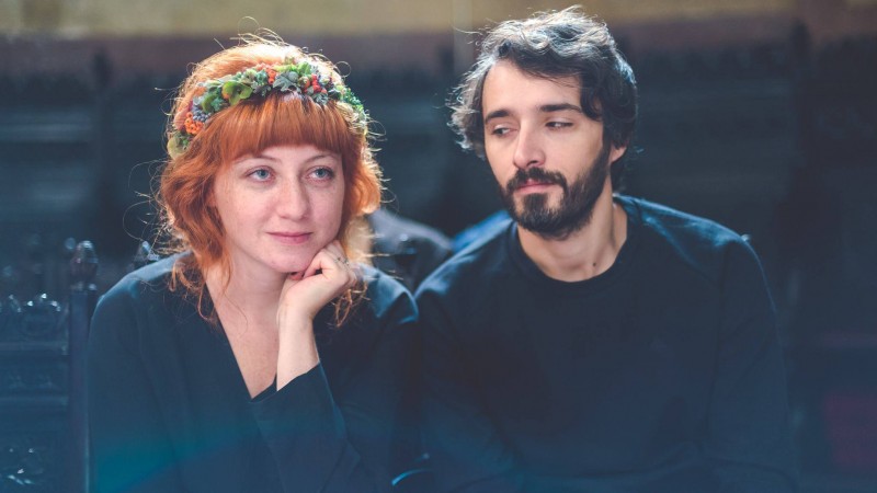 Esente botanice concentrate intr-un bar