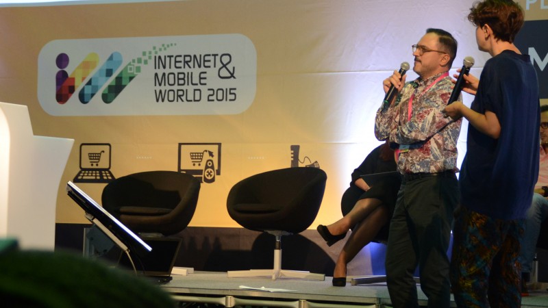 Influența tehnologiei asupra modului de lucru din organizații