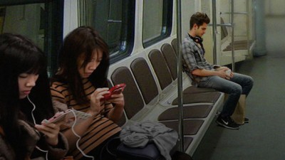 Project Agora lanseaza in Romania, Grecia, Ungaria si Emiratele Arabe Unite o campanie pentru trecerea la publicitatea video verticala pe telefonul mobil