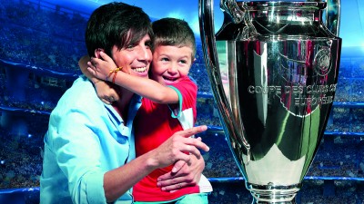 UniCredit aduce performanta sportiva mai aproape de romani: Trofeul UEFA Champions League ajunge la Iasi, Bacau si Bucuresti intre 13 si 18 septembrie