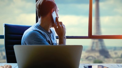 pastel vorbeste in limbajul IT-istilor in parteneriatul cu Société Générale European Business Services