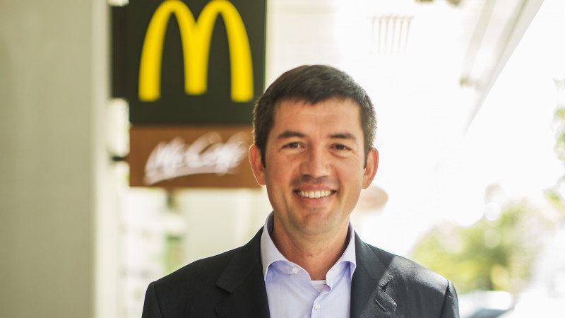 McDonald’s investește peste 6.5 mil lei în remodelarea restaurantelor din Brașov și Timișoara