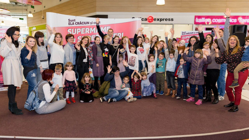 Bloggerul Ela Crăciun a generat o audiență de 100.000 de spectatori online în primul eveniment dedicat “super mamelor”