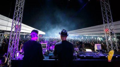 Distracție la înălțime, capitolul 5: sâmbătă, 1 iulie, The Biggest Rooftop Party revine în București