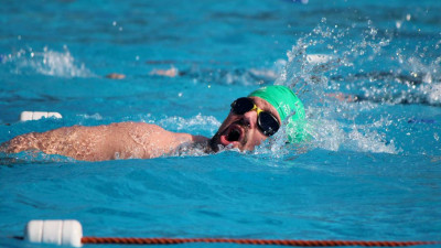 Vedetele susțin reforma educației. Înoată la Swimathon pentru Centrul de Evaluare și Analize Educaționale