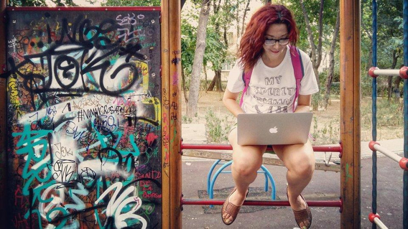 Top doua sute de beneficii ale desenatului pe asfalt sau cum sa faci social media la firul ierbii