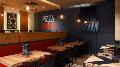 #NoulPizzaHut #Dorobanti: design urban, industrial și noi preparate în meniu - spațiul perfect pentru ieșirile cu prietenii
