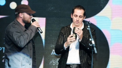 9 ani de Arsenoaiei & Mătășel. ”Luptăm pentru fiecare idee frumoasă. Pare o nebunie, dar noi in 2017 încă mai concediem clienţi care vor sa-şi facă rău singuri”