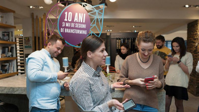 De Black Friday, The Marks și PIATRAONLINE au invitat influencerii să transforme showroomul într-un loc de joacă