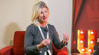 IAA. Jacelyn Swenson (IBM), despre branded content și millennials: ”Avem nevoie de experiențe, de a-i atrage emoțional, nu trebuie să îi lovim cu publicitatea”