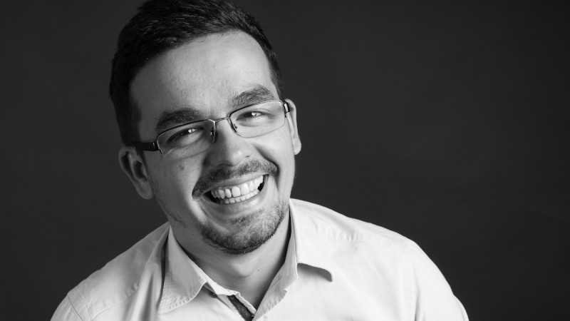 Let's — Talk leadership. "Pe masura ce angajatii acced pe scara corporatista si ajung lideri, devin din ce in ce mai singuri"