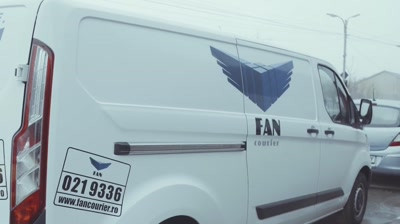 FAN Courier - Delivering emotions