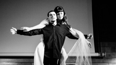 Primul spectacol din seria a doua - “Hamlet și noi”, un spectacol - laborator de Antoaneta Cojocaru, după piesa lui W. Shakespeare