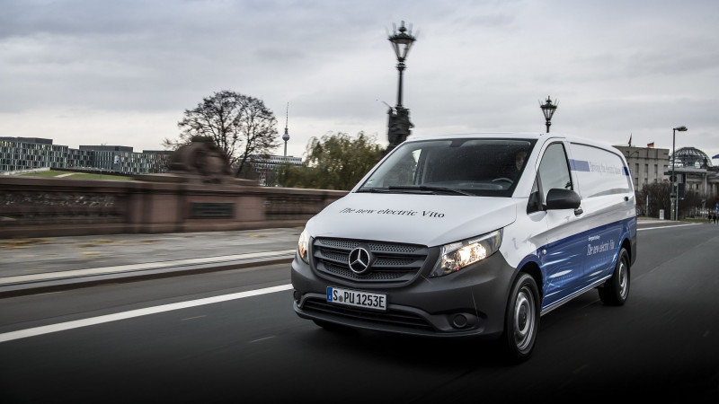 Nou record: în 2017, divizia Vans a Mercedes-Benz a depășit pentru prima oară pragul de 400.000 unități vândute