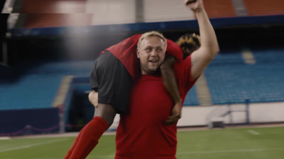 Mastercard și Pelé îi aduc împreună pe fanii UEFA Champions League pentru a #ÎncepeCevaDeNeprețuit