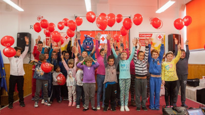 România merită zâmbete Colgate. Consultații stomatologice gratuite oferite de Colgate și Crucea Roșie în 5 județe din România