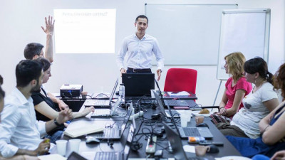 Cătălin Ionașcu, fondatorul Romanian Copywriter: ”Orice afacere de succes are în spate un content writer bine informat”