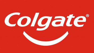 Consultații stomatologice gratuite oferite de Colgate și Crucea Roșie în 5 orașe din România