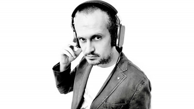 După 20 de ani: Dragos Stanca revine în FM, la Radio Guerrilla, cu o emisiune de cultură digitală si stiri din tehnologie