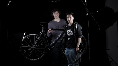 7,9 kilograme de bicicletă premium, produsă de publicitari