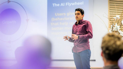 Află cum inteligența artificială și tehnologiile viitorului schimbă sistemul bancar și influențează cybersecurity la Codiax 2018