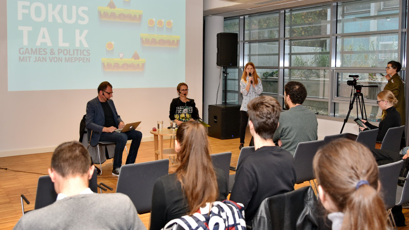 Goethe-Institut lansează un program online pentru noua generație de jurnaliști: Millennials în FOKUS
