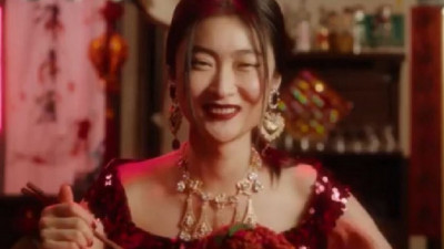 Dolce &amp; Gabbana iubește China, dar China nu prea iubește ce face Dolce &amp; Gabbana