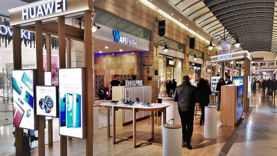 Huawei deschide primul Experience Shop în România