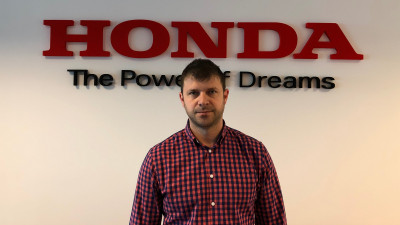 [Omul si brandul] Mihai Sandu, 10 ani de Honda in derulare: &quot;La inceput m-au socat apropierea dintre clientii Honda si puterea comunitatii&quot;