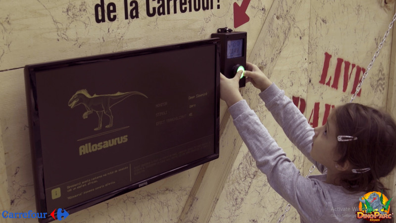 Carrefour îi găsește dinozaurului Benji Allosaurus casă nouă la Dino Parc Râșnov