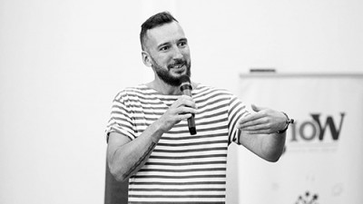 Vlad Tăușance și marketingul cultural: Ești aici să conectezi oameni, nu să dai verdicte, nici să snobezi