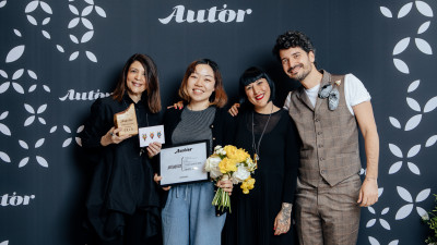 AUTOR de zece ani și-a decernat premiile anuale