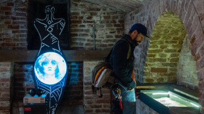 Expoziția itinerantă NeoNlitic, până pe 29 mai Casa Artelor din Timișoara