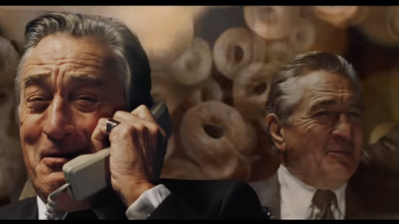 Robert De Niro, într-o reclamă la covrigi