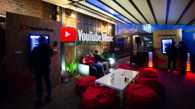 #Godmother a dat play evenimentului de lansare Youtube Music în România