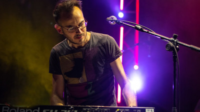 Andrei Hategan, muzica din reclame si briefurile de pe langa