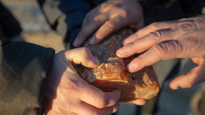 Din 25 iunie, HISTORY transmite în exclusivitate, un nou serial:„În căutarea chihlimbarului, aurul baltic”