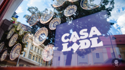 La Casa Lidl, ești întâmpinat de Boier Gourmescu, iei parte la battle-ul generațiilor și închei experiența cu un festin