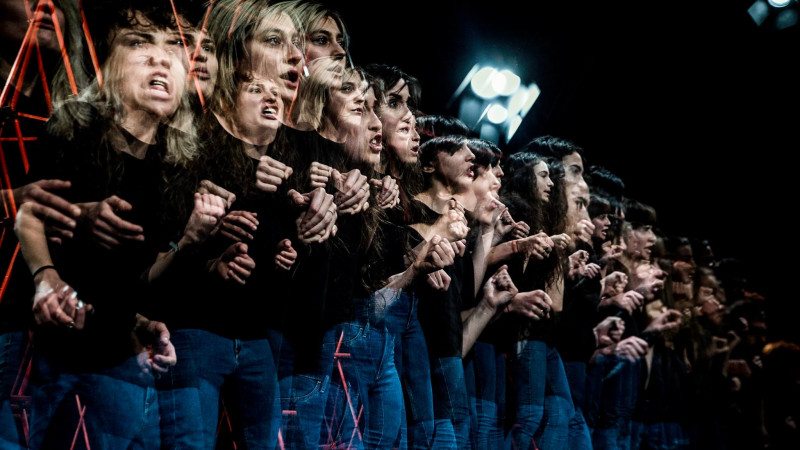 153 DE SECUNDE - Manifestul milenalilor merge prin țară