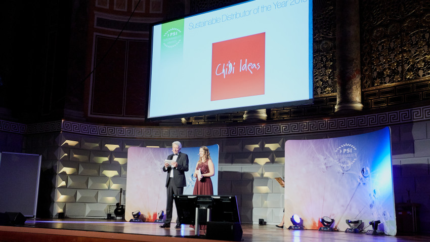 Premiul de “Distribuitor Sustenabil al anului 2019”, castigat de o companie romaneasca, in cadrul celui mai mare eveniment dedicat industriei promotionalelor la nivel European, in Germania