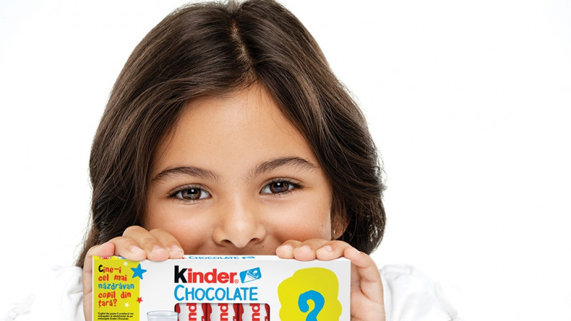 Kinder caută 8 mici ambasadori ai năzdrăvăniei din România pentru ambalajele de Kinder Chocolate