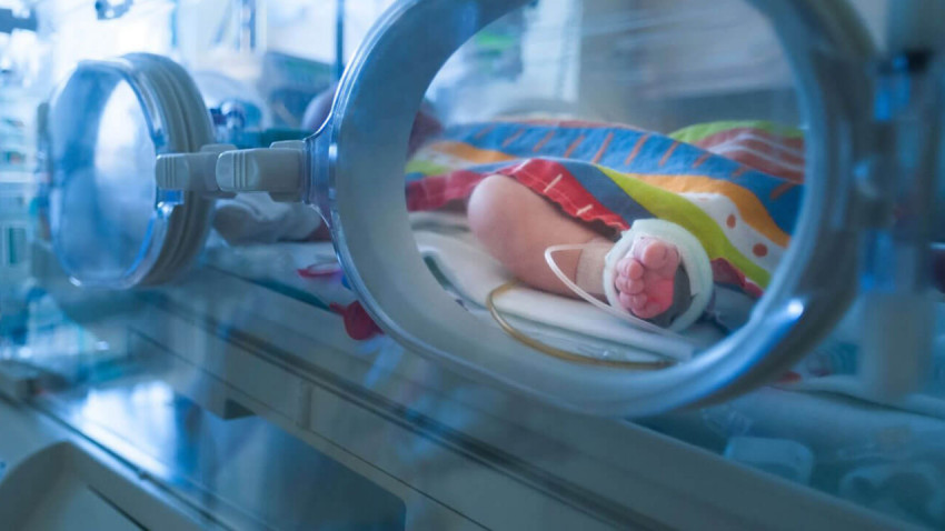 OMV Petrom sprijină Asociația Prematurilor în echiparea secției de neonatalogie a Maternității Bacău