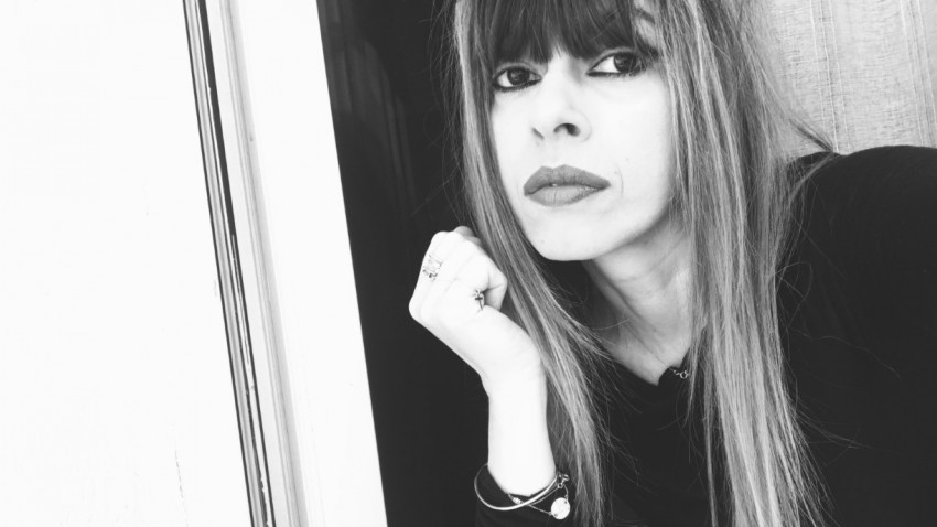 Tatiana Ernuțeanu: Poeziile mele sunt pentru cei a căror iubire arată ca un bar la ora închiderii