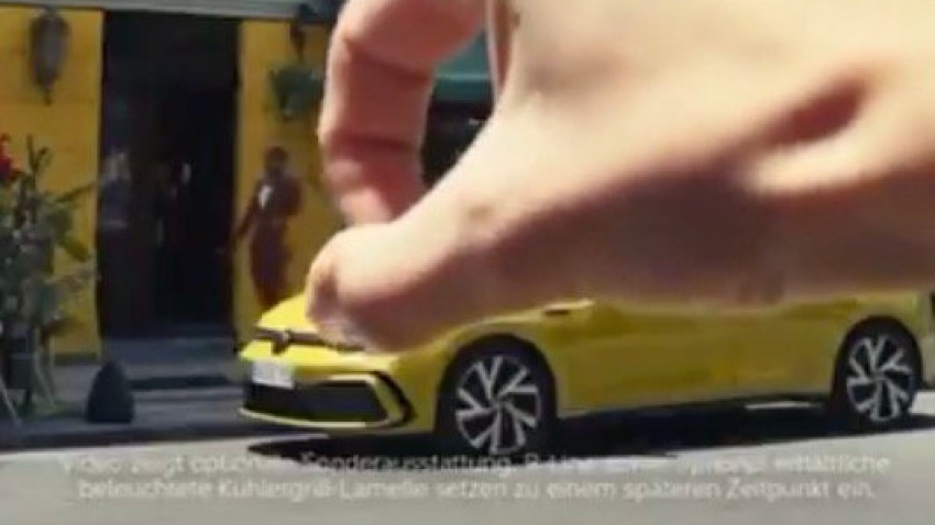 Volkswagen își cere scuze după o reclamă rasistă