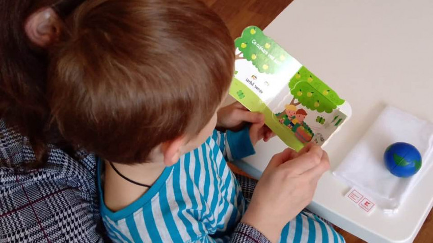 17.000 de copii vulnerabili vor primi „Punguța cu două cărți” din partea Asociației OvidiuRo, cu sprijinul Kaufland România