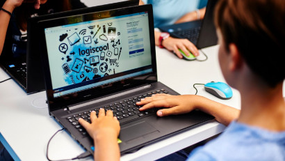 Pandemia a accelerat alfabetizarea digitală: numărul elevilor care urmează cursurile Logiscool Rom&acirc;nia a crescut cu 25% &icirc;n 2020. Școala de programare lansează noi workshop-uri digitale