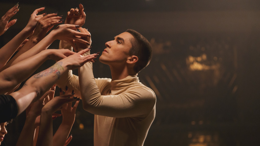 Emil Rengle: Peste zece ani nu va mai interesa pe nimeni daca esti gay, bisexual, straight sau trans, iar toti oamenii vor sti doar ca suntem oameni