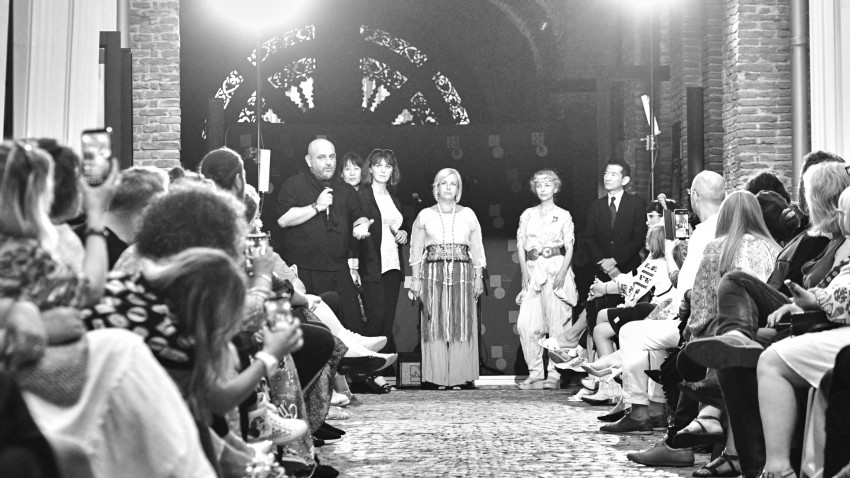 Fashion Show inedit la ARCUB în închiderea expoziției „Chimonoul întâlnește ia”