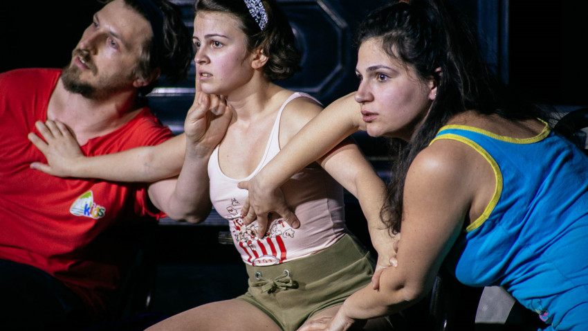 „Blocul în versuri” – după poeziile din volumul Dragoste în vremea pandemiei ale poetului român Ivcelnaiv