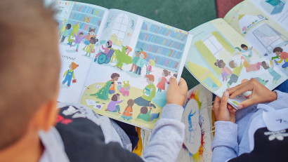 Citește-mi 100 de povești! &ndash; Asociația OvidiuRo a lansat anul doi al programului național de stimulare a lecturii &icirc;n grădinițe și &icirc;n familie